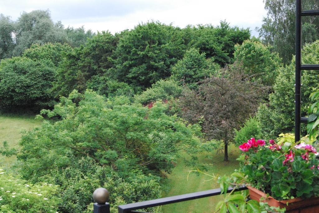 Hostellerie Gilain Achêne Exteriér fotografie