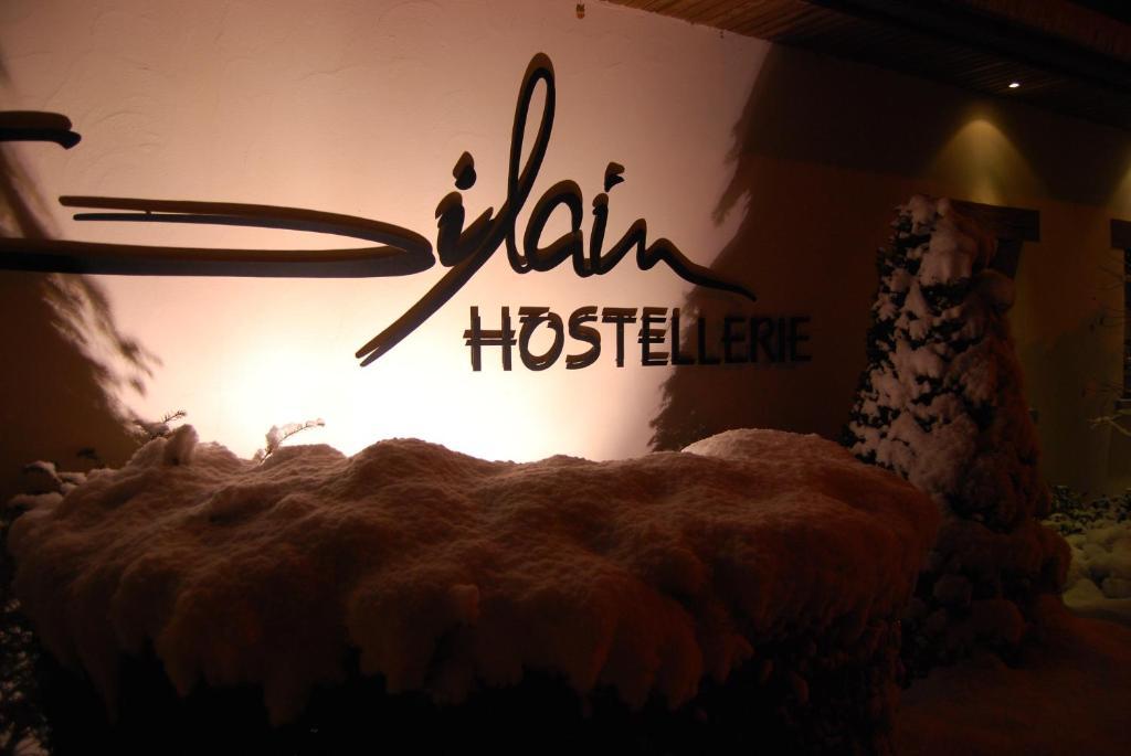 Hostellerie Gilain Achêne Exteriér fotografie