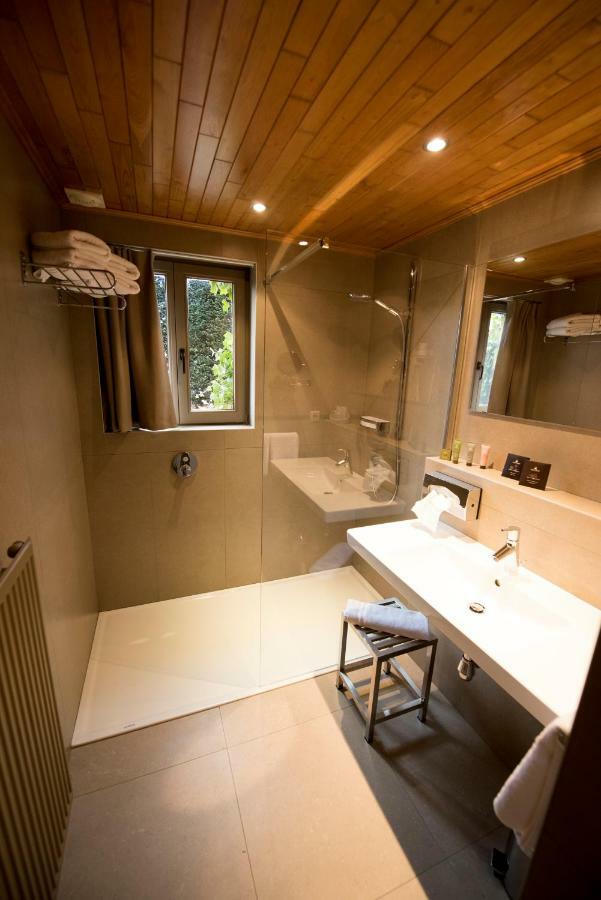 Hostellerie Gilain Achêne Exteriér fotografie