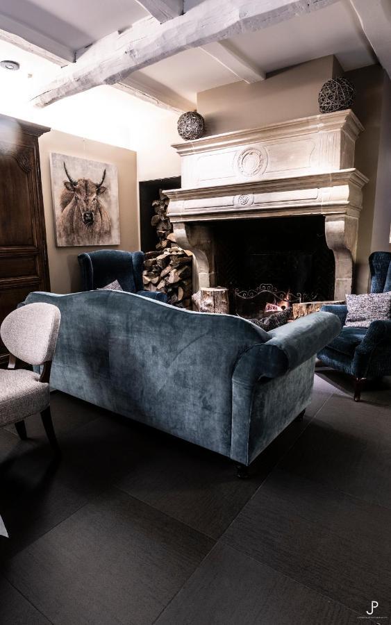 Hostellerie Gilain Achêne Exteriér fotografie